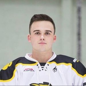 Meet your Posher, Devin